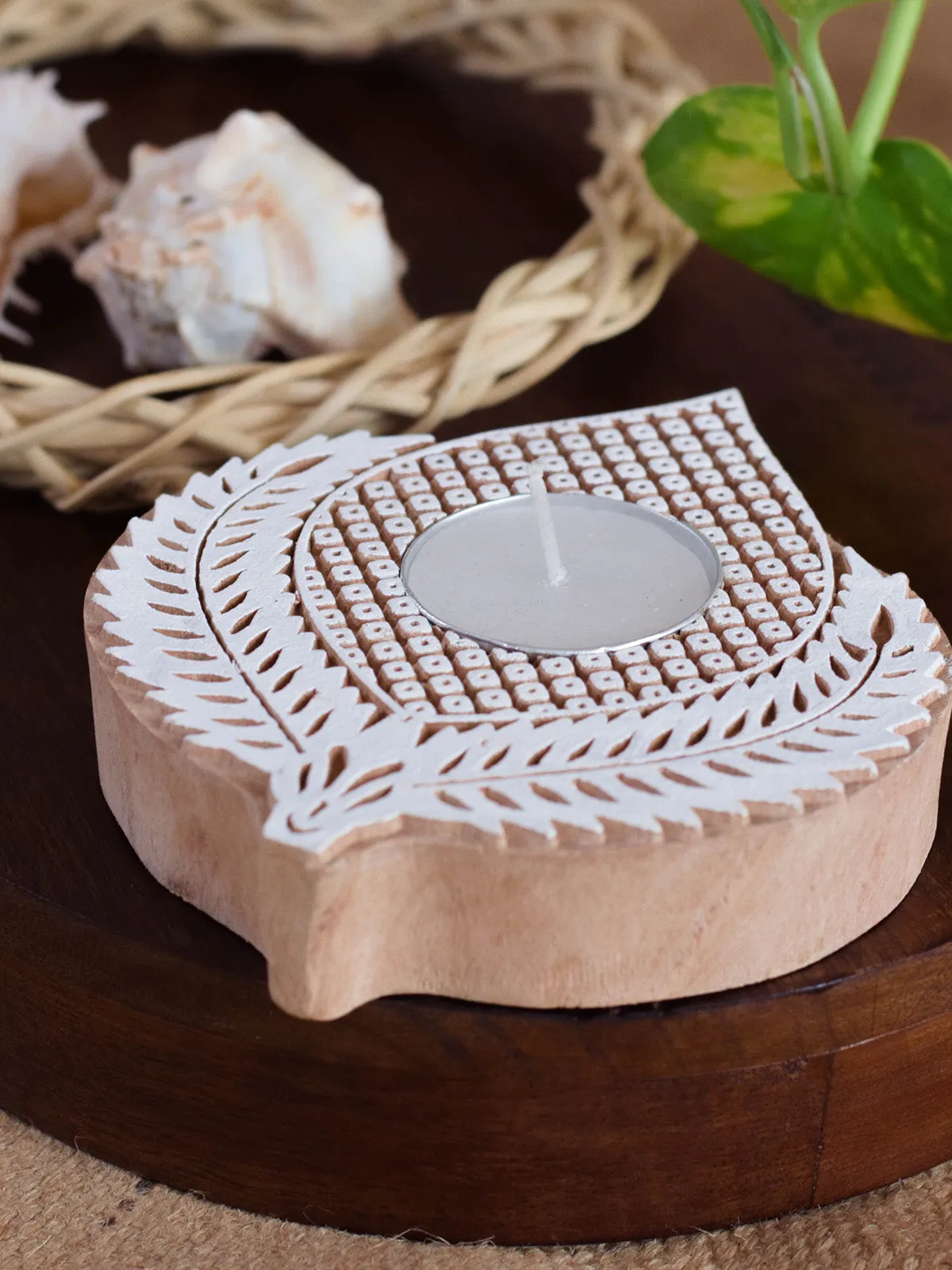 Kali Tea Light Holder