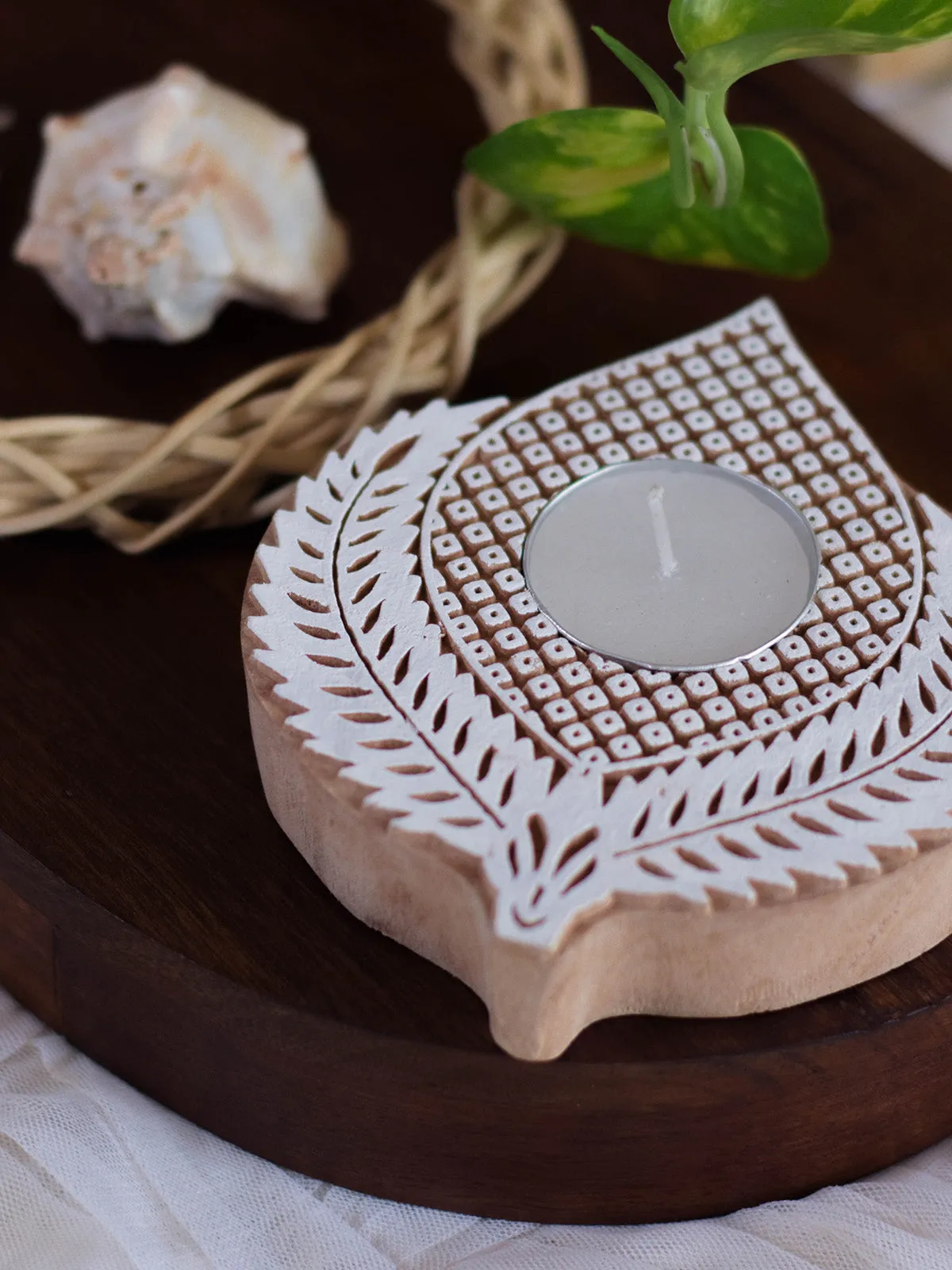 Kali Tea Light Holder