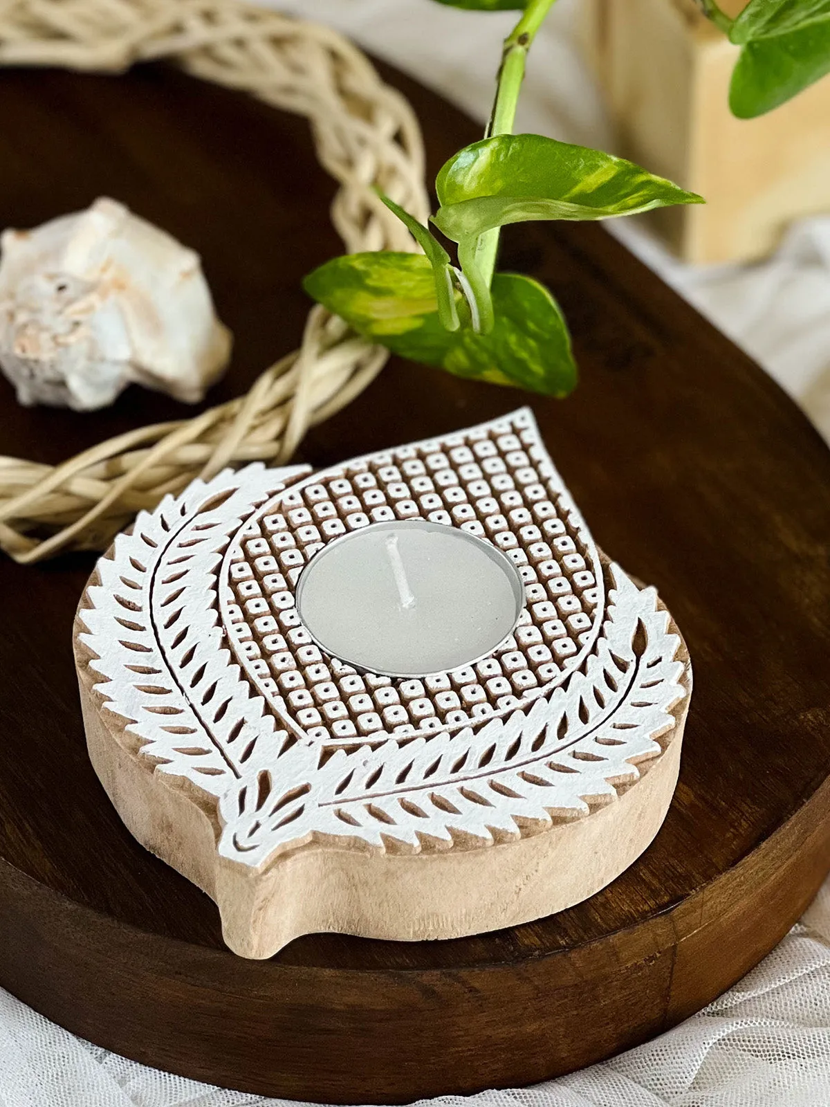 Kali Tea Light Holder